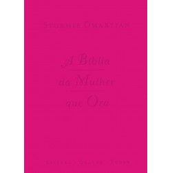 A Bíblia da mulher que ora (pink)